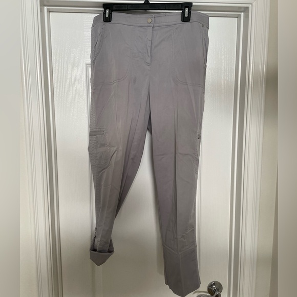 Chico’s Zenergy straight leg convertible crops capris size 2 or US 12 stone grey - Picture 1 of 8